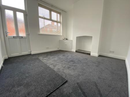 2 bedroom Terraced House to let in Langley Street, Basford, Stoke-on-Trent, ST4