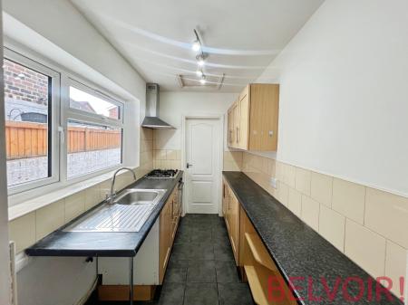 2 bedroom Terraced House to let in Langley Street, Basford, Stoke-on-Trent, ST4