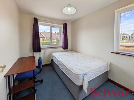 1 bedroom House share to let in Room 1 Park Road, Silverdale, ST5