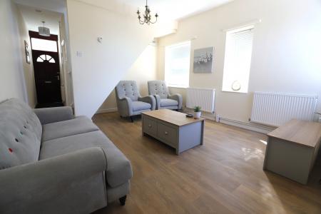 1 bedroom House share to let in Hill Street, Newcastle-under-Lyme, ST5