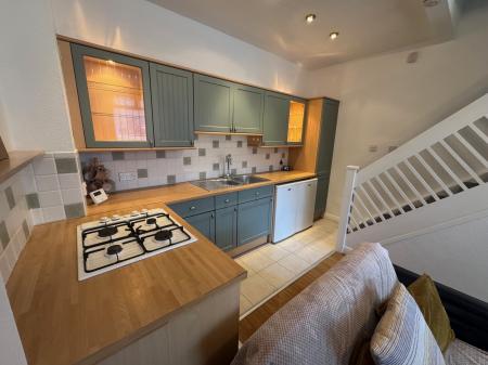 1 bedroom Town house to let in St Christophers Avenue, Newcastle-under-Lyme, ST4