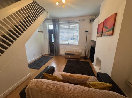 1 bedroom Town house to let in St Christophers Avenue, Newcastle-under-Lyme, ST4