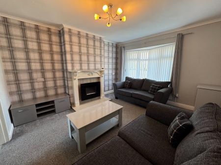2 bedroom Semi-detached house to let in Hilton Road, Stoke-on-Trent, ST4