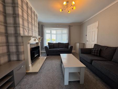 2 bedroom Semi-detached house to let in Hilton Road, Stoke-on-Trent, ST4