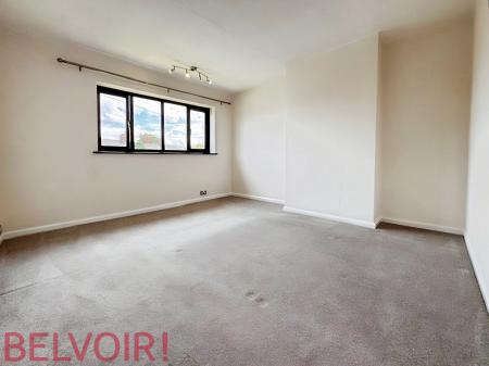 3 bedroom Terraced House to let in Earls Drive, Westlands, Newcastle-under-Lyme, ST5