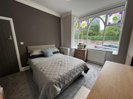 1 bedroom Flat to let in 17 Queens Avenue, Tunstall, ST6