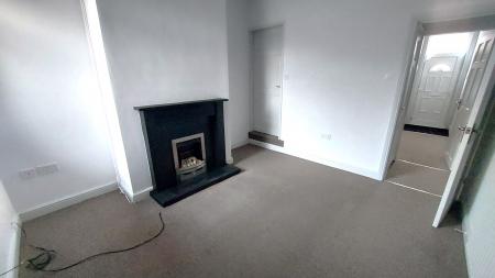 2 bedroom Terraced House to let in Bycars Road, Stoke-on-Trent, ST6