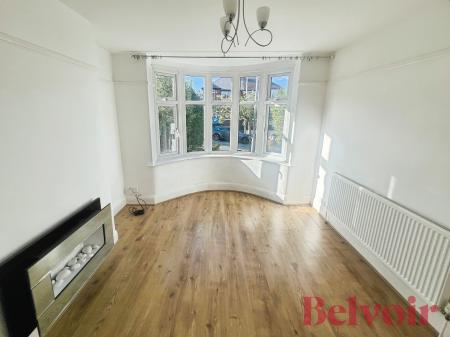3 bedroom Semi-detached house to let in Abbotts Drive, Stoke-on-Trent, ST1