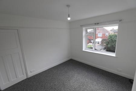 3 bedroom Semi-detached house to let in Abbotts Drive, Stoke-on-Trent, ST1