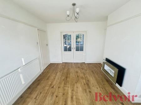 3 bedroom Semi-detached house to let in Abbotts Drive, Stoke-on-Trent, ST1
