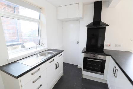 3 bedroom Semi-detached house to let in Abbotts Drive, Stoke-on-Trent, ST1