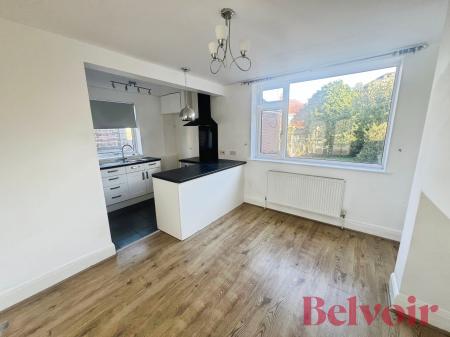 3 bedroom Semi-detached house to let in Abbotts Drive, Stoke-on-Trent, ST1