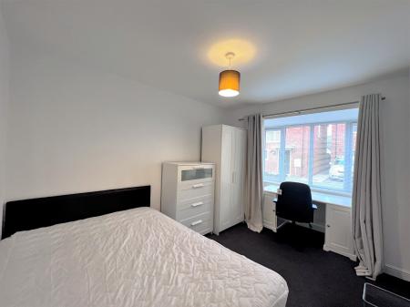 4 bedroom Detached house to let in 4 Bedrooms at Centurion Crescent, Newcastle-under-Lyme, ST5
