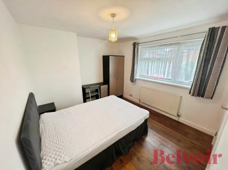 3 bedroom Semi-detached house to let in Camillus Road, Newcastle-under-Lyme, ST5
