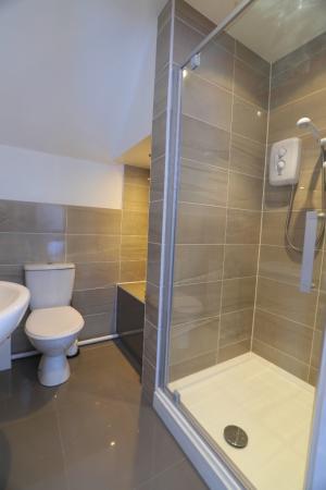 3 bedroom Semi-detached house to let in Camillus Road, Newcastle-under-Lyme, ST5