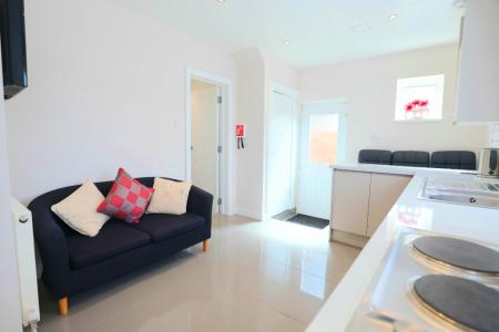 3 bedroom Semi-detached house to let in Camillus Road, Newcastle-under-Lyme, ST5