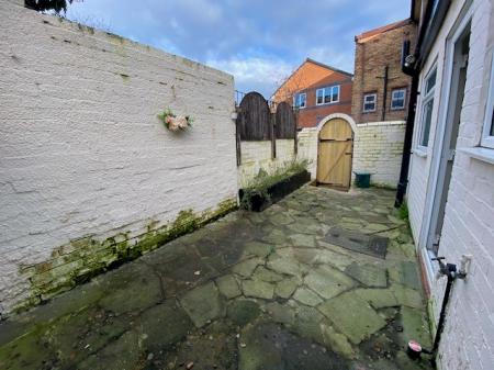1 bedroom End of terrace house to let in 6 Watlands View, Newcastle-under-Lyme, ST5