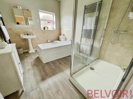 2 bedroom Terraced House to let in Vessey Terrace, Newcastle-under-Lyme, ST5