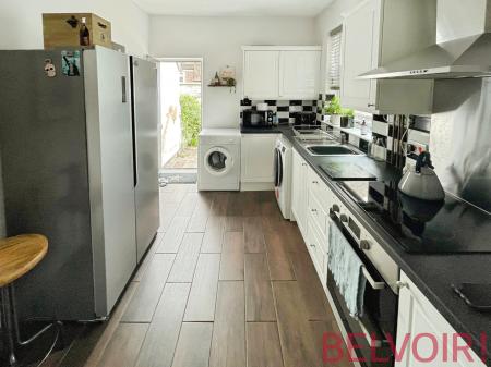 2 bedroom Terraced House to let in Vessey Terrace, Newcastle-under-Lyme, ST5