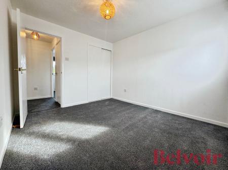 2 bedroom Town house to let in Summerhill Drive, Waterhayes, Newcastle-under-Lyme, ST5