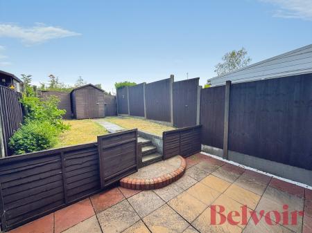 2 bedroom Town house to let in Summerhill Drive, Waterhayes, Newcastle-under-Lyme, ST5