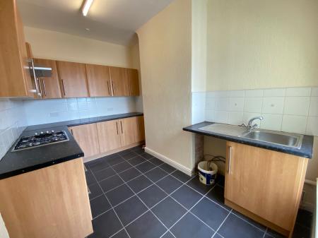 1 bedroom Flat to let in Dimsdale Parade East, Newcastle-under-Lyme, ST5