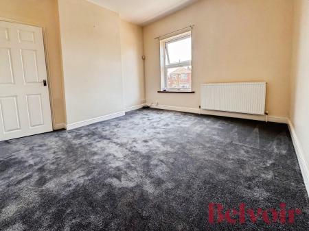1 bedroom Flat to let in High Street, Newchapel, ST7
