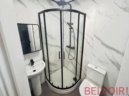 1 bedroom Flat to let in London Road, Newcastle-under-Lyme, ST5