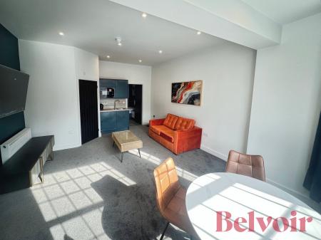 1 bedroom Flat to let in London Road, Newcastle-under-Lyme, ST5