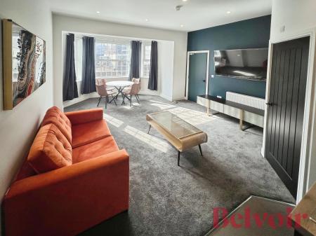 1 bedroom Flat to let in London Road, Newcastle-under-Lyme, ST5
