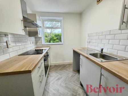 1 bedroom Flat to let in Machin Crescent, Bradwell, ST5