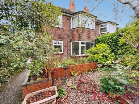 1 bedroom Flat to let in Machin Crescent, Bradwell, ST5