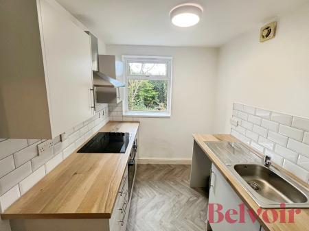 1 bedroom Flat to let in Machin Crescent, Bradwell, ST5