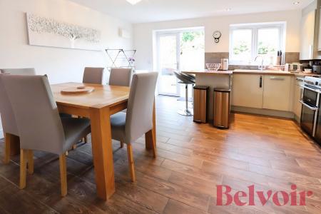 3 bedroom Semi-detached house to let in Trent View Grove, Hanley, ST1