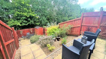 2 bedroom Semi-detached house to let in Great Row View, Newcastle-under-Lyme, ST5