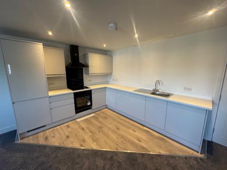 2 bedroom Apartment to let in Apedale Road, Chesterton, ST5