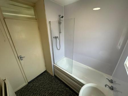 2 bedroom Semi-detached house to let in Booth Road, Wednesbury, WS10