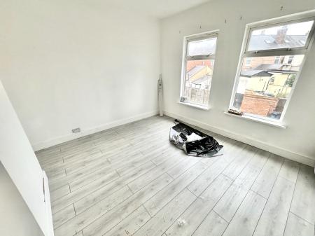 2 bedroom Apartment to let in Brunswick Park Road, Wednesbury, WS10