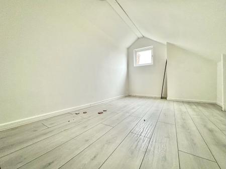 2 bedroom Apartment to let in Brunswick Park Road, Wednesbury, WS10