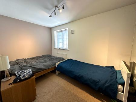 1 bedroom Flat for sale in 32 Oberon Grove, Wednesbury, Wednesbury, WS10