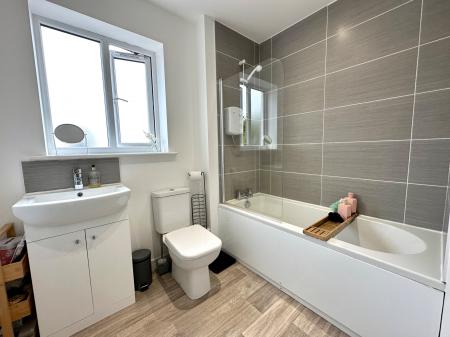 2 bedroom Semi-detached house for sale in Adams Close, Tipton, Wednesbury, DY4