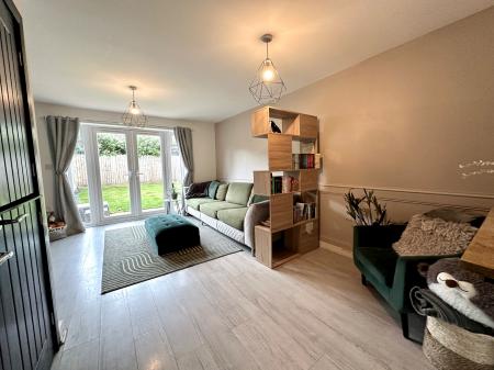 2 bedroom Semi-detached house for sale in Adams Close, Tipton, Wednesbury, DY4