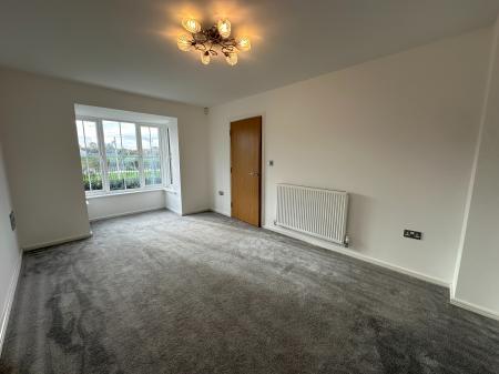 4 bedroom Detached house for sale in Basalt Lane, Darlaston, Wednesbury, WS10