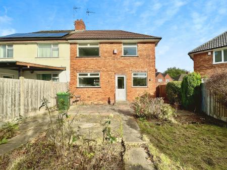 3 bedroom Semi-detached house for sale in Beech Road, Wednesbury, Wednesbury, WS10