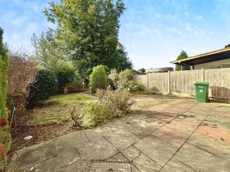 3 bedroom Semi-detached house for sale in Beech Road, Wednesbury, Wednesbury, WS10