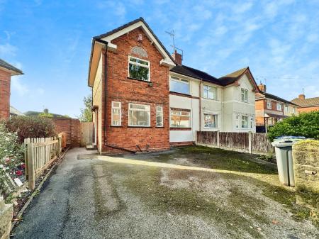 3 bedroom Semi-detached house for sale in Beech Road, Wednesbury, Wednesbury, WS10