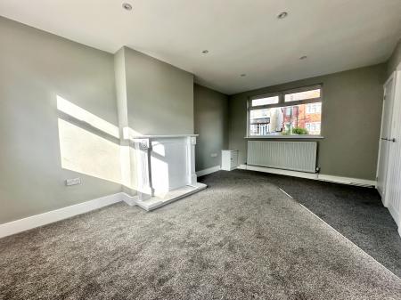 3 bedroom Semi-detached house for sale in Beech Road, Wednesbury, Wednesbury, WS10