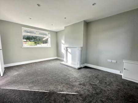 3 bedroom Semi-detached house for sale in Beech Road, Wednesbury, Wednesbury, WS10