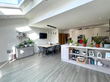 3 bedroom Detached house for sale in Berry Avenue, Wednesbury, WS10