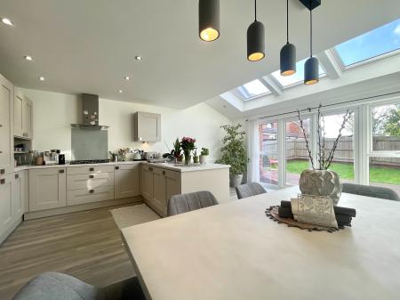 3 bedroom Detached house for sale in Berry Avenue, Wednesbury, WS10